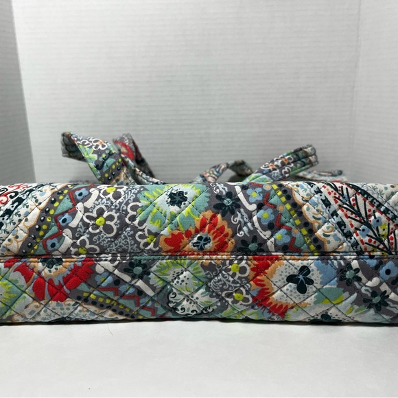 VERA BRADLEY Citrus Paisley Tote Bag - Picture 9 of 12